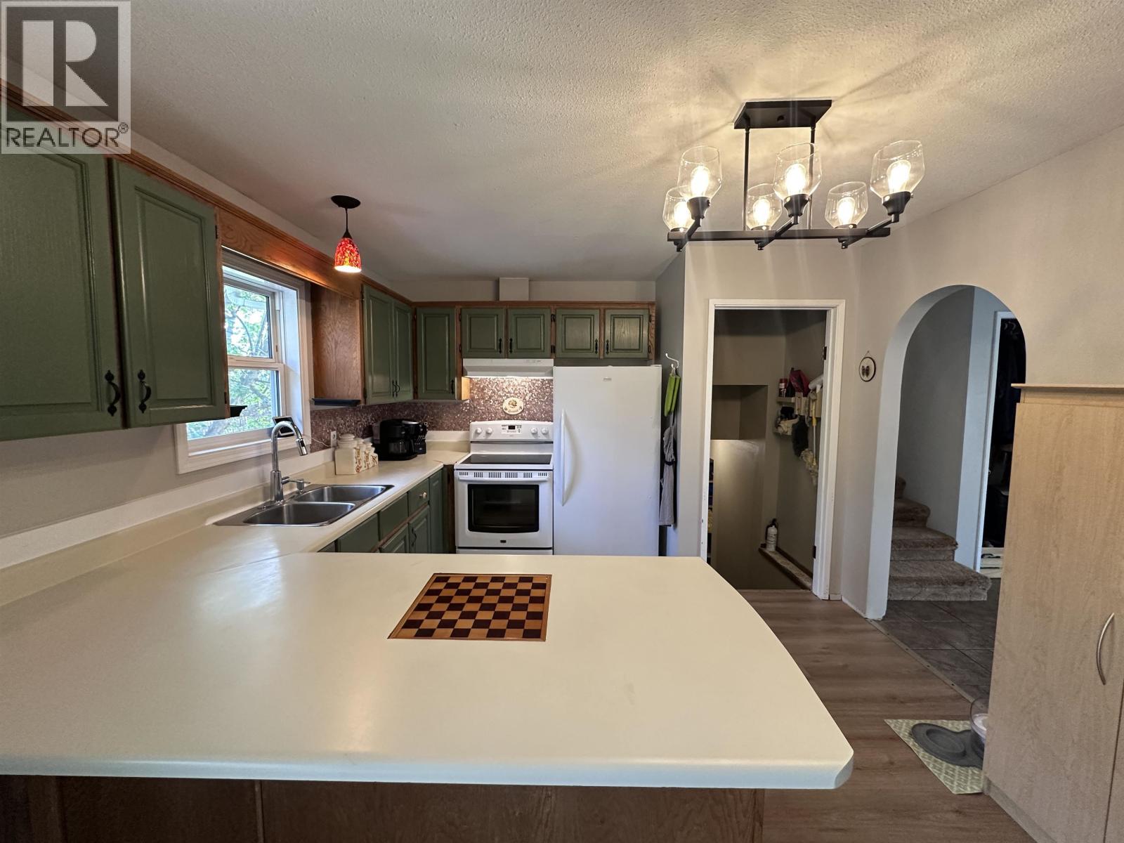 5216 TAMARACK CRESCENT, Fort Nelson