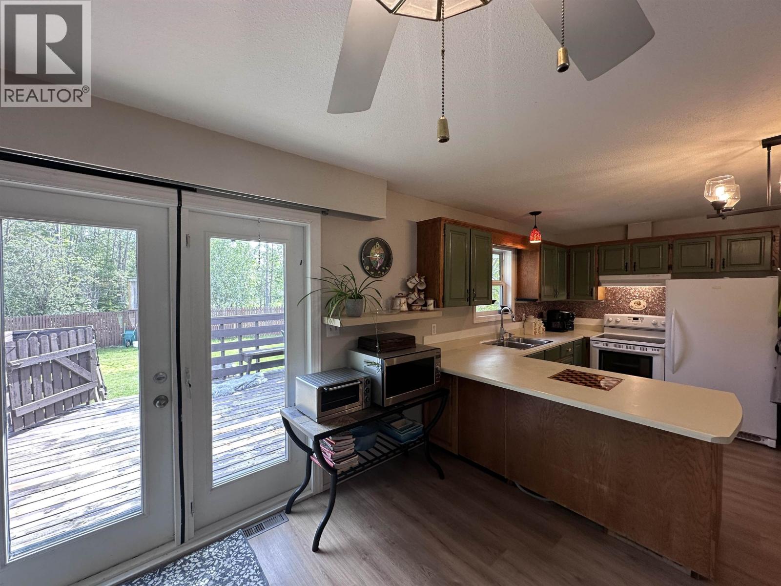 5216 TAMARACK CRESCENT, Fort Nelson