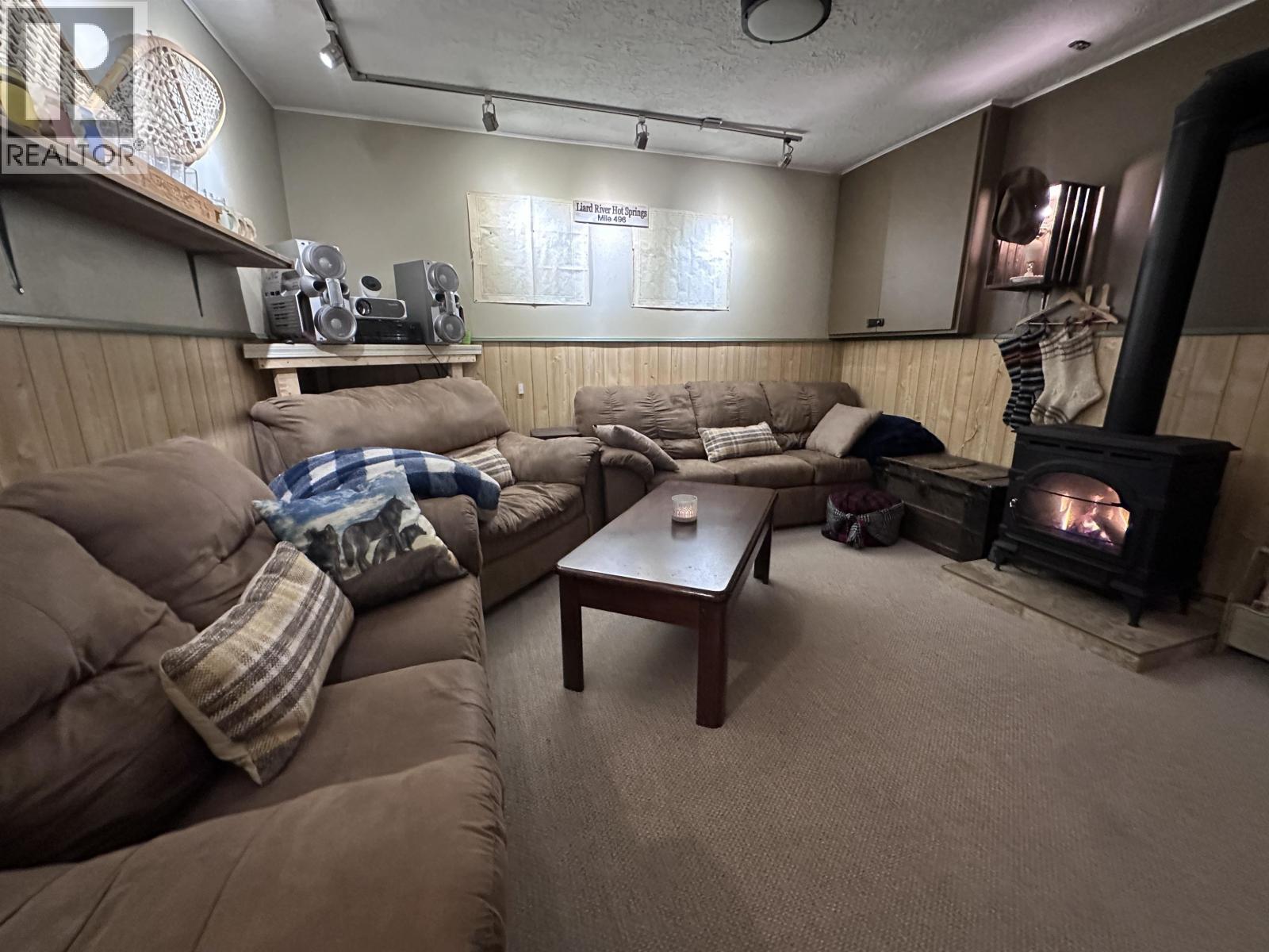 5216 TAMARACK CRESCENT, Fort Nelson