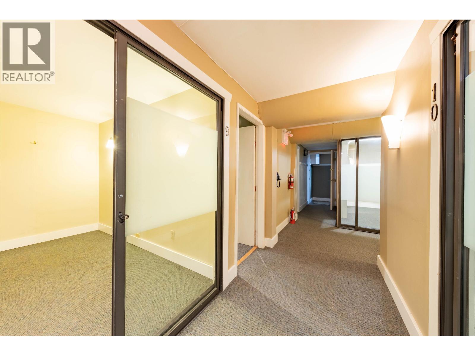 3607 W BROADWAY, Vancouver