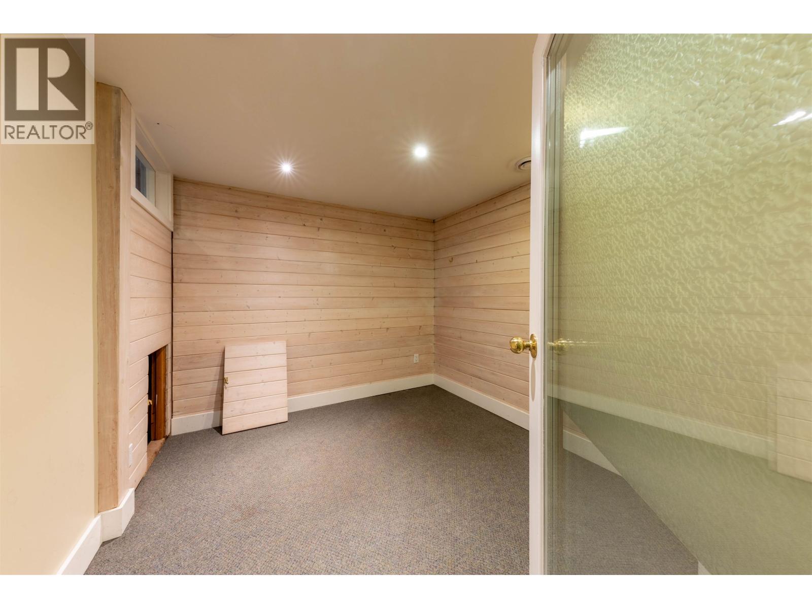 3607 W BROADWAY, Vancouver
