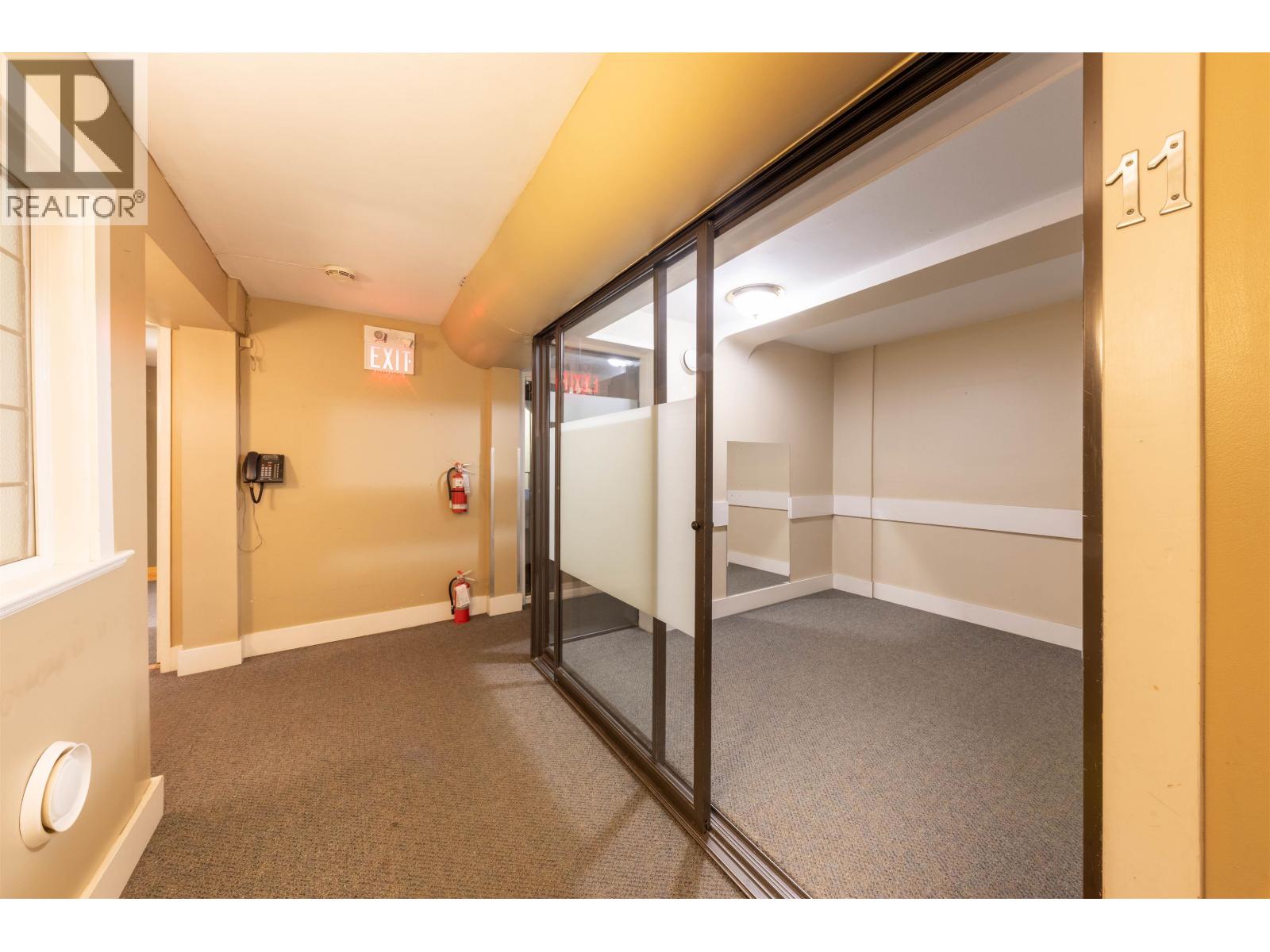 3607 W BROADWAY, Vancouver