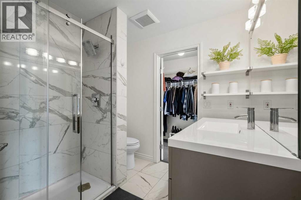 Single Family House Multi-level for Sale in    Street SW Beltline Calgary 