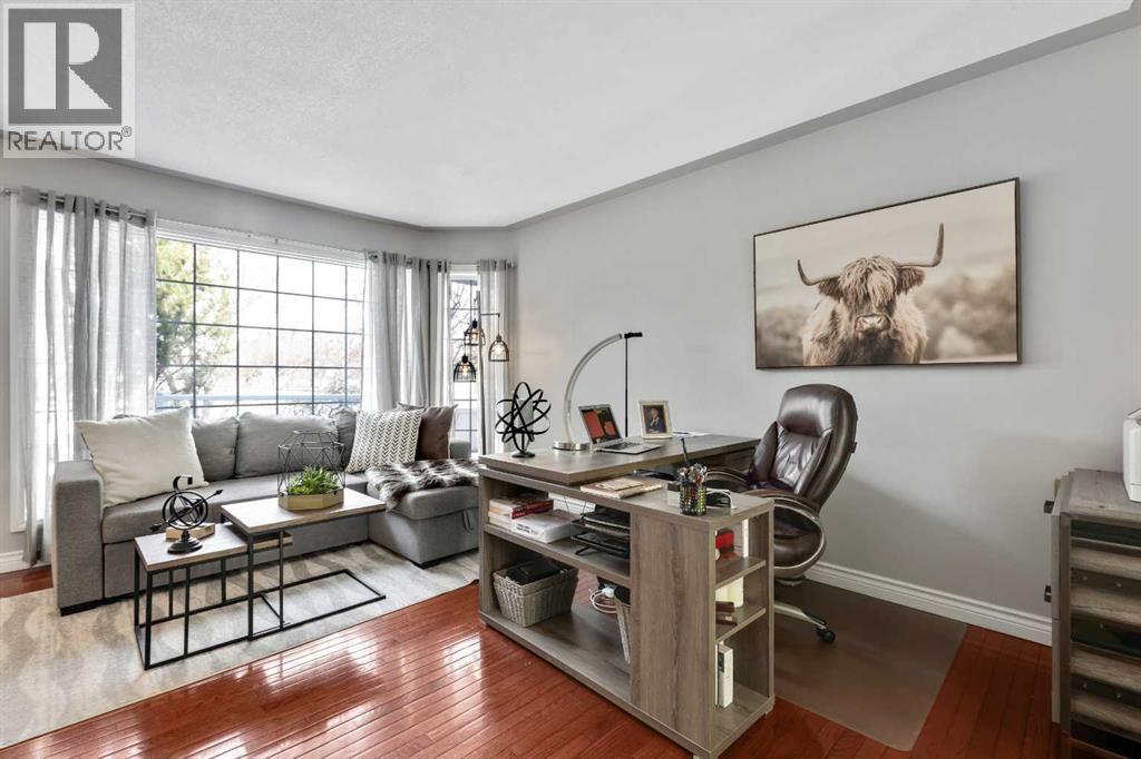 Single Family House for Sale in  Mountain Park Circle SE McKenzie Lake Calgary 