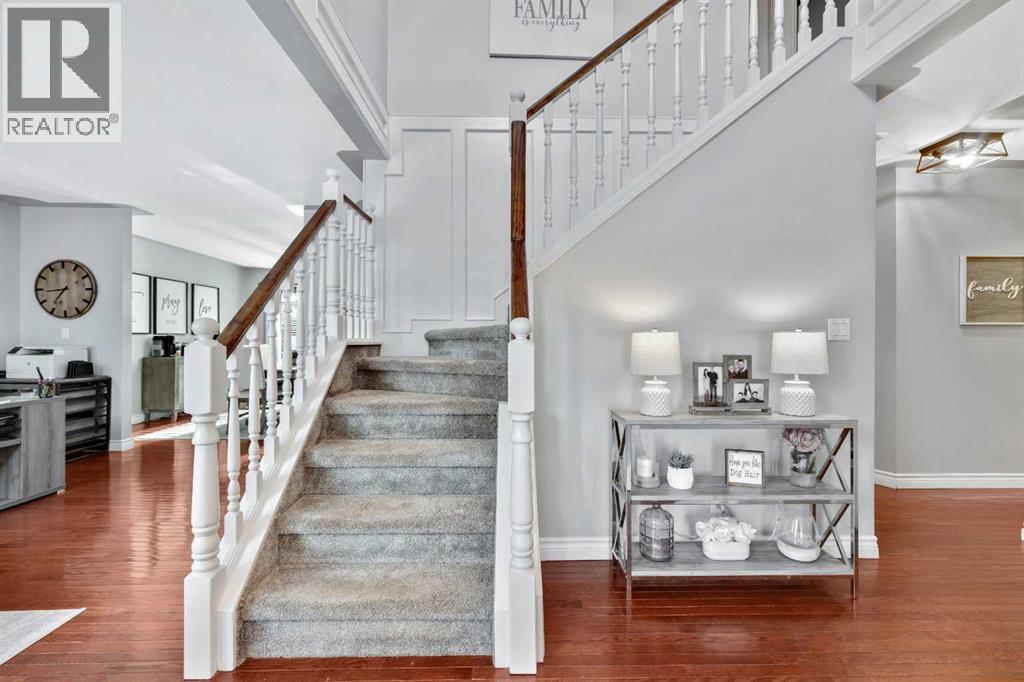 Single Family House for Sale in  Mountain Park Circle SE McKenzie Lake Calgary 