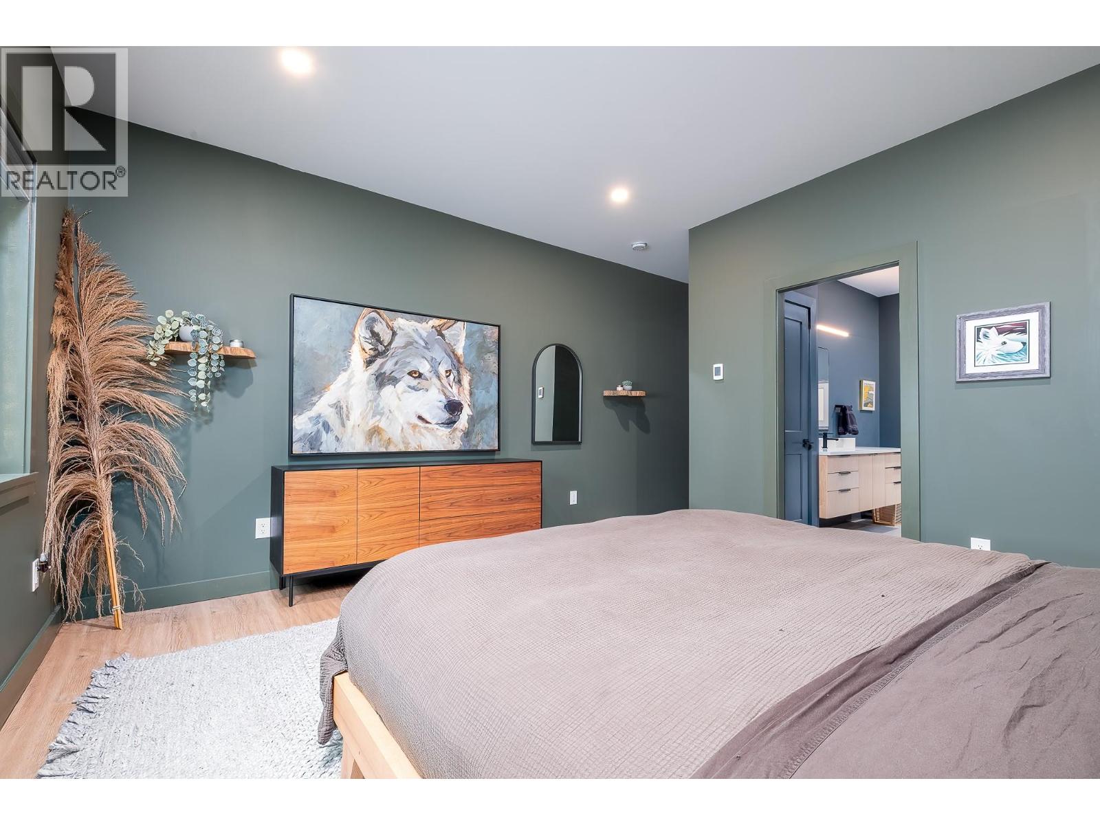 1126 CALDERA Road, Rossland