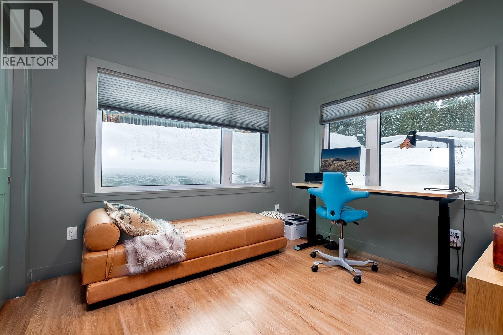 1126 CALDERA Road, Rossland