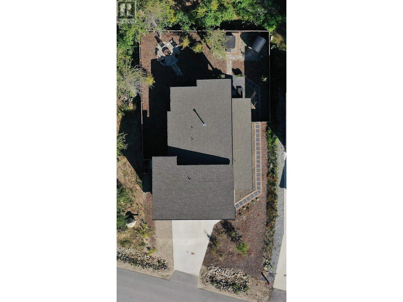 1126 CALDERA Road, Rossland