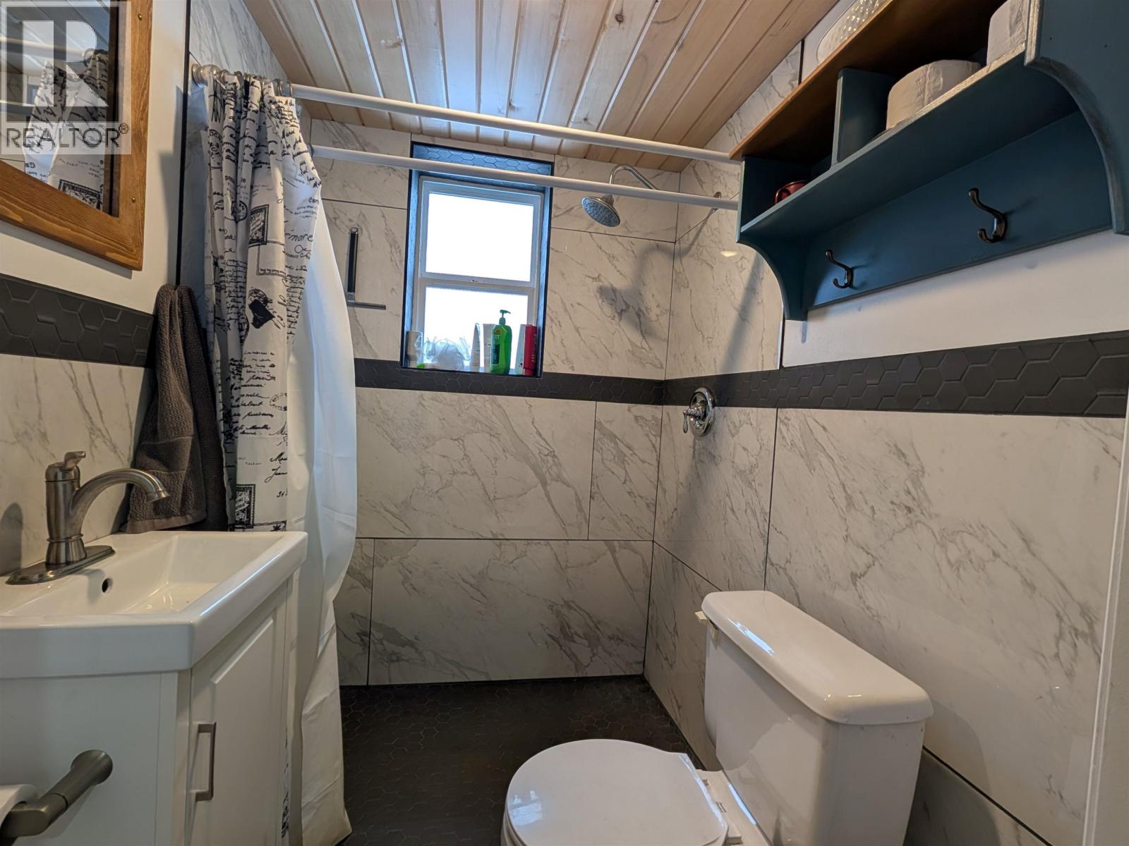 650 KIDD Road, Smithers