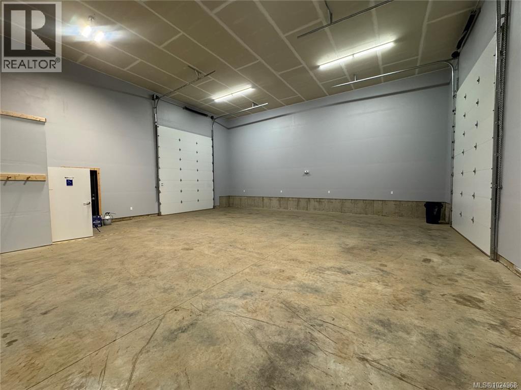 E 1607 Little River Rd, Comox