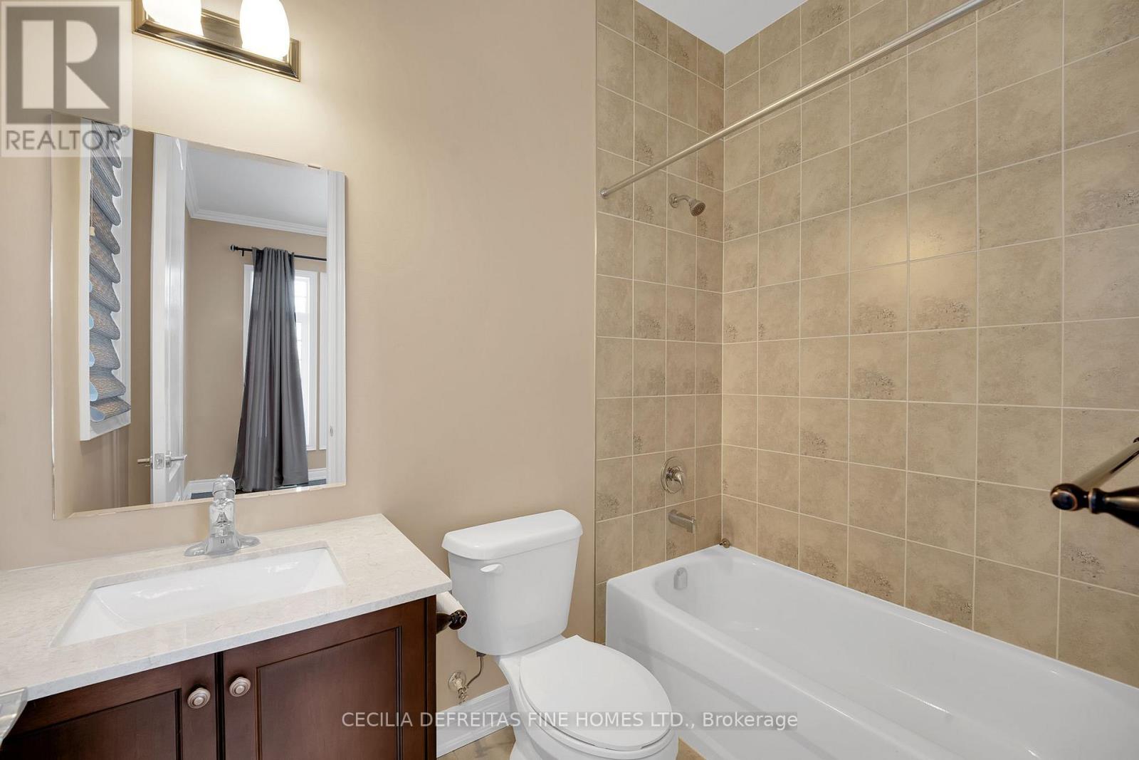 31 MUNSIE DRIVE - 23