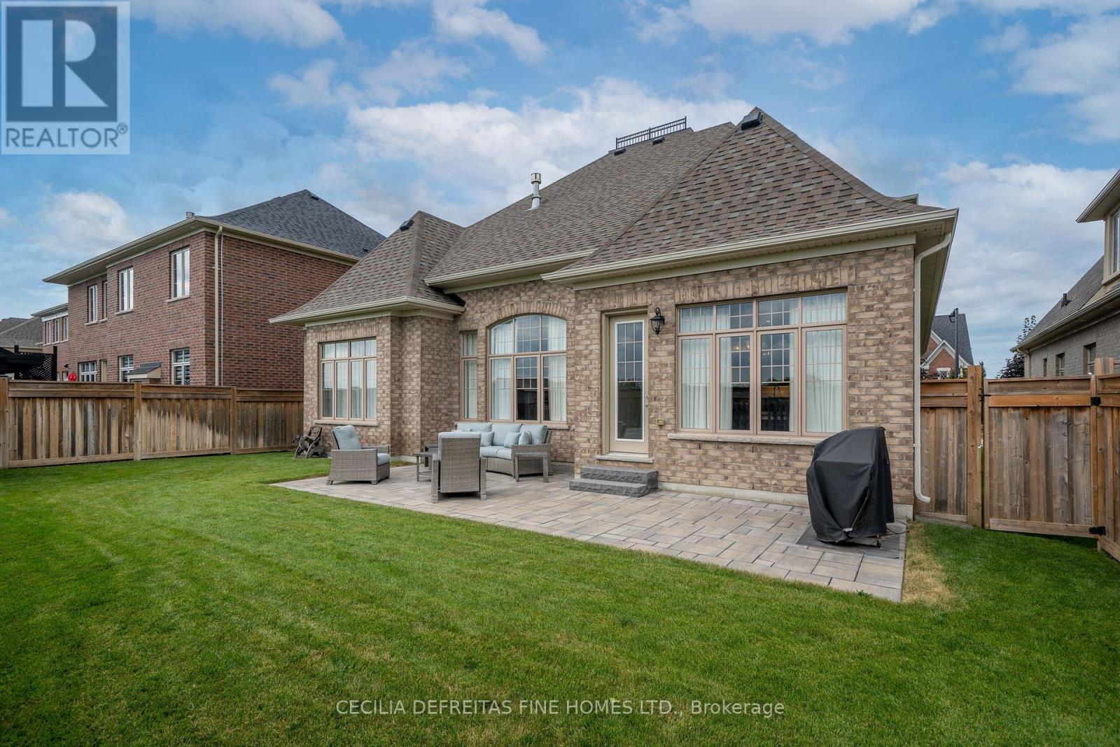 31 MUNSIE DRIVE - 39