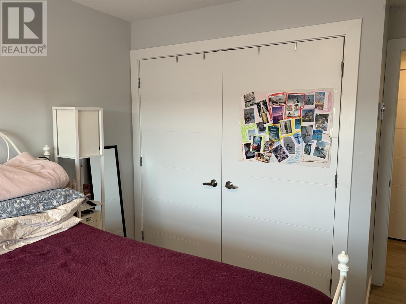 Property 18 of 23 of 56 Evans Avenue