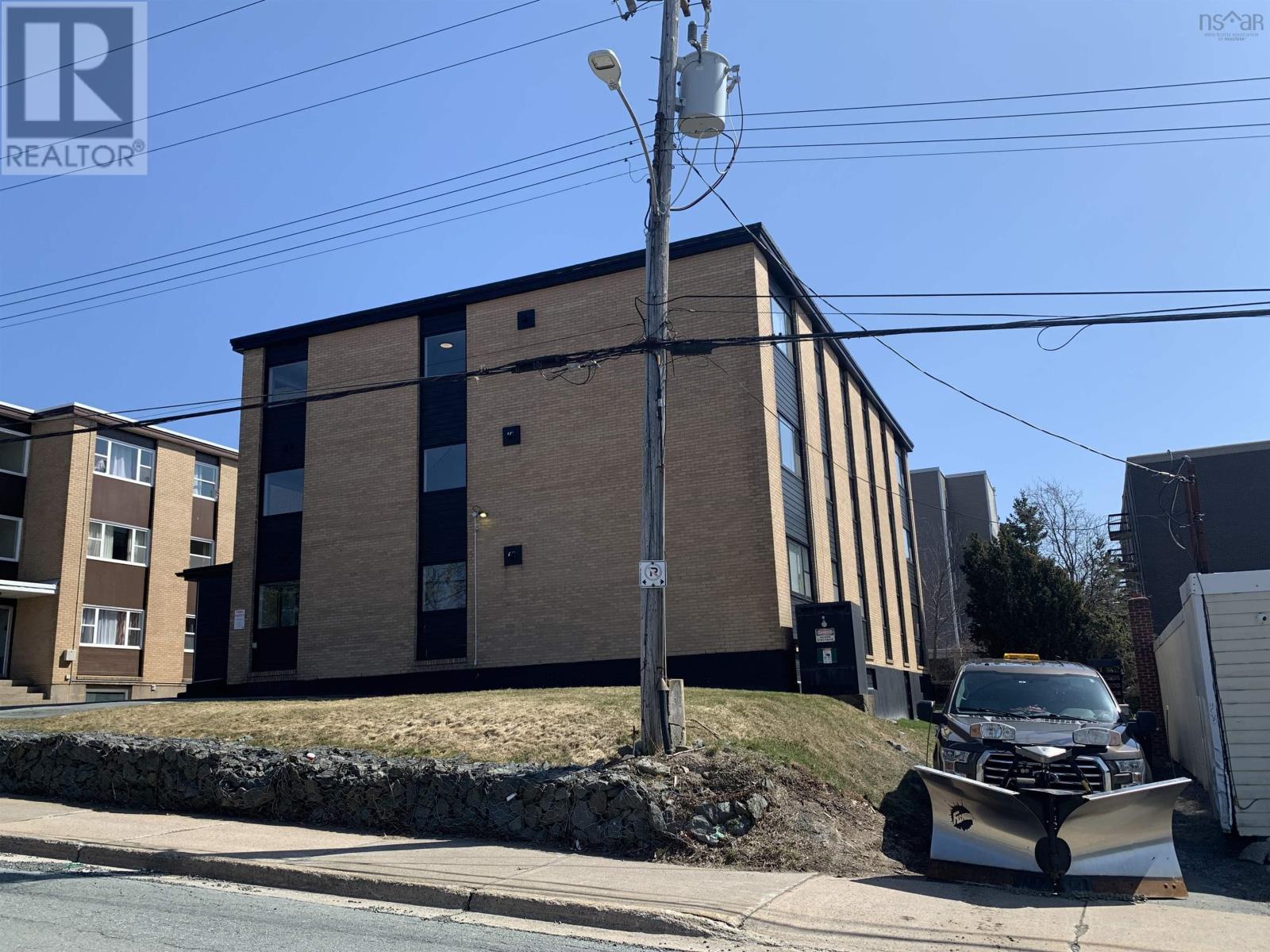 56 Evans Avenue - Photo 2 of 23, Fairview, Nova Scotia