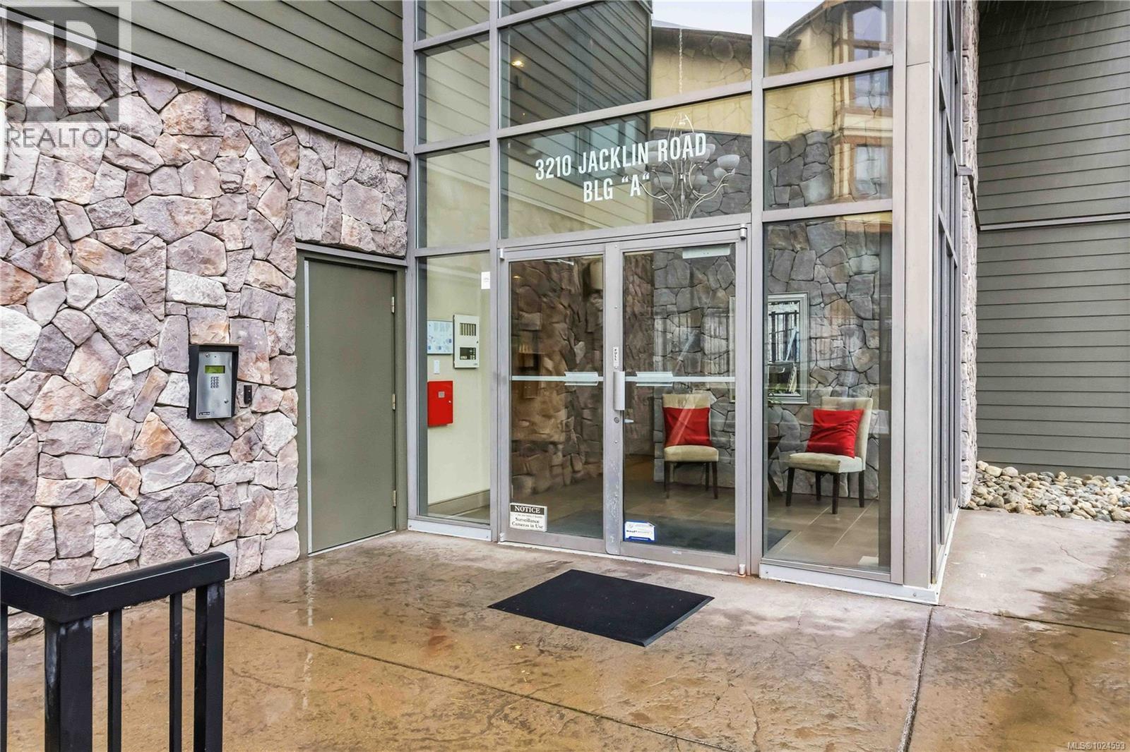 309 3210 JACKLIN Rd - Photo 3 of 34, Langford, British Columbia