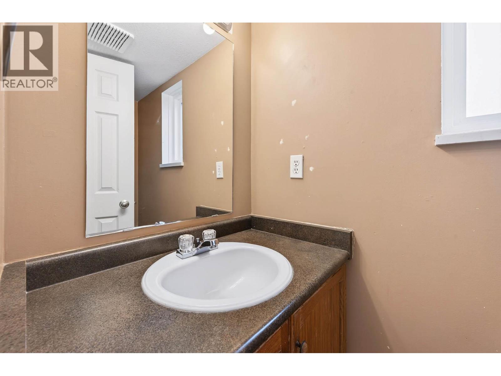 2050 QU'APPELLE Boulevard Unit# 14, Kamloops