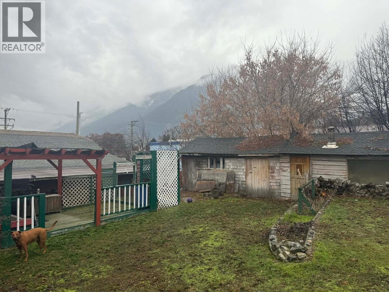 705 Main Street, Lillooet