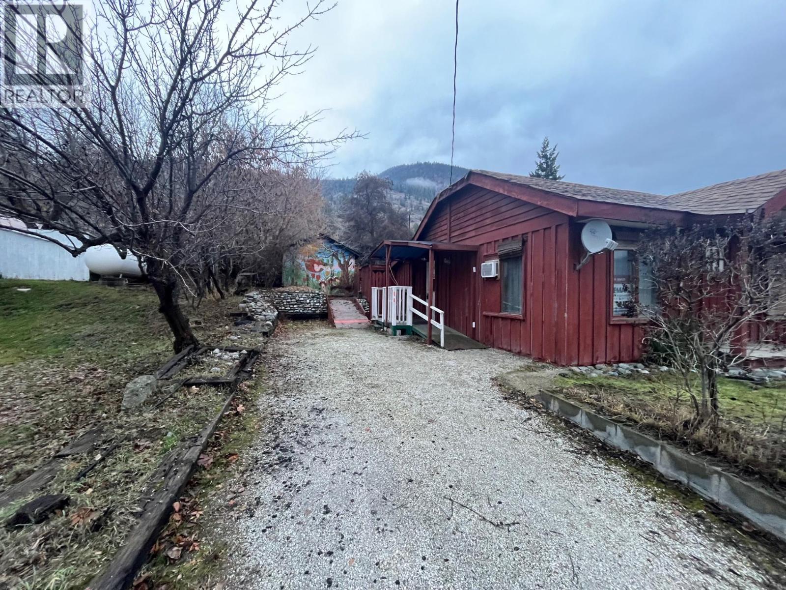 705 Main Street, Lillooet