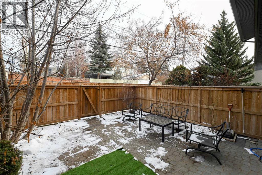 Single Family House for Sale in    Avenue SW Glamorgan Calgary 