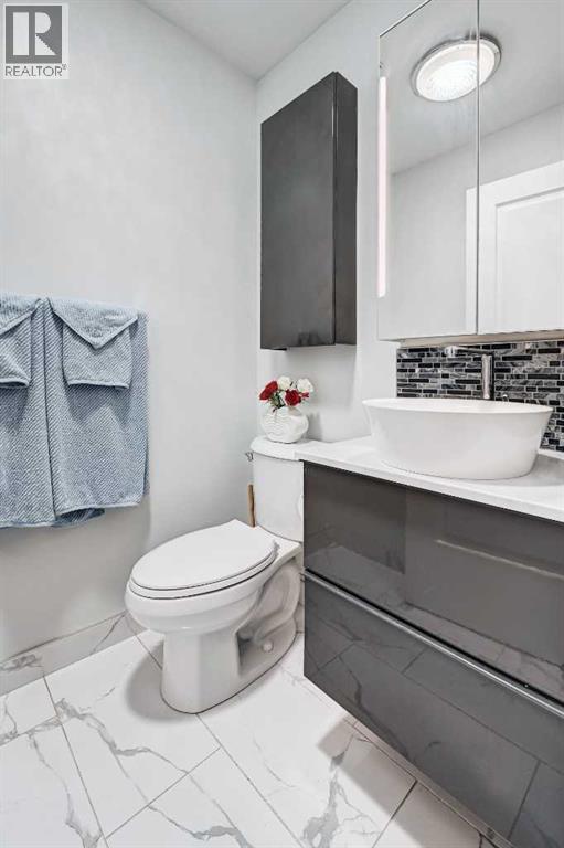 Single Family House for Sale in    Avenue SW Glamorgan Calgary 