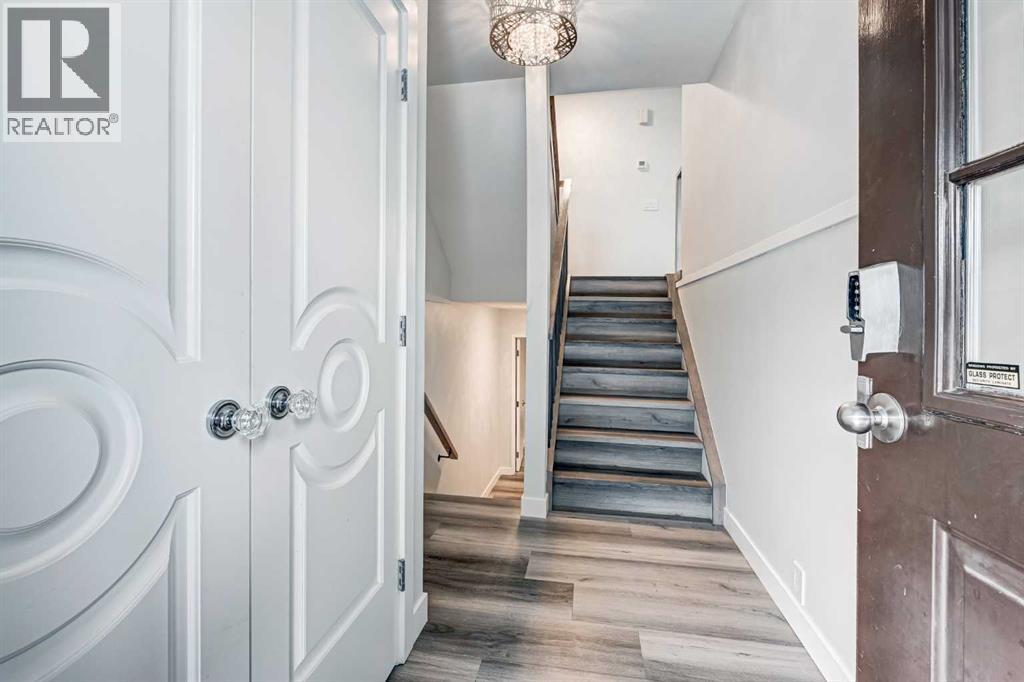 Single Family House for Sale in    Avenue SW Glamorgan Calgary 