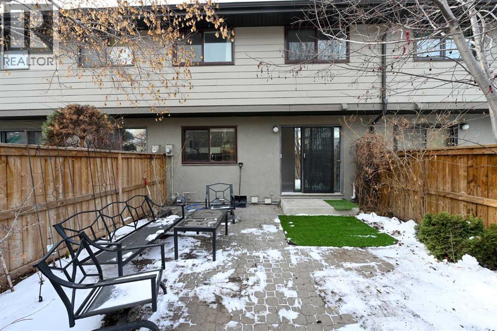 Single Family House for Sale in    Avenue SW Glamorgan Calgary 