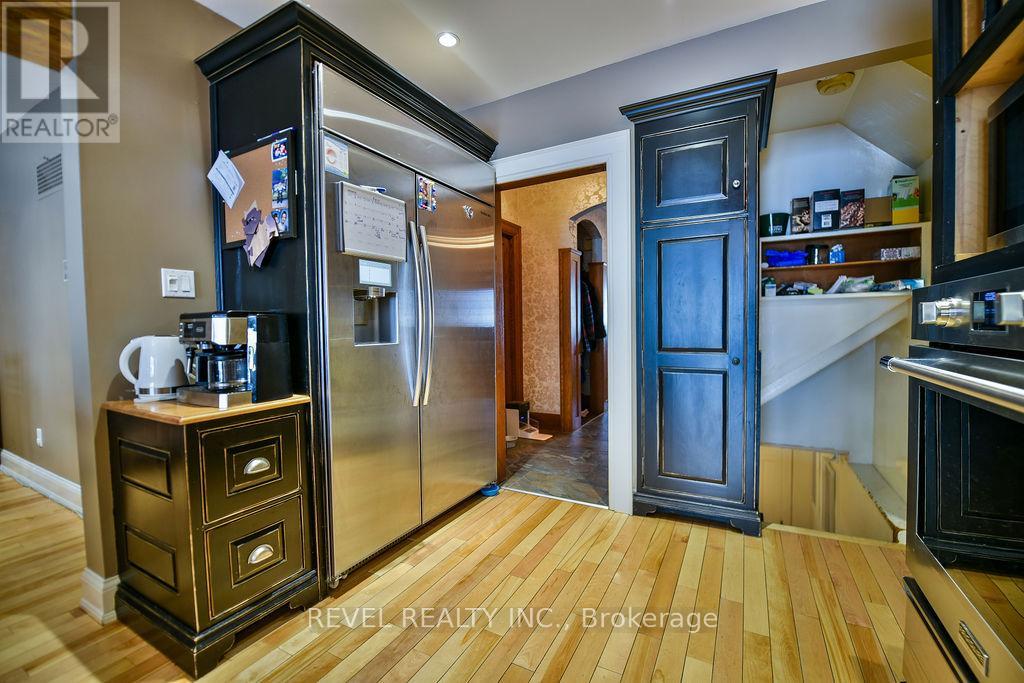 184 HEMLOCK STREET - 2
