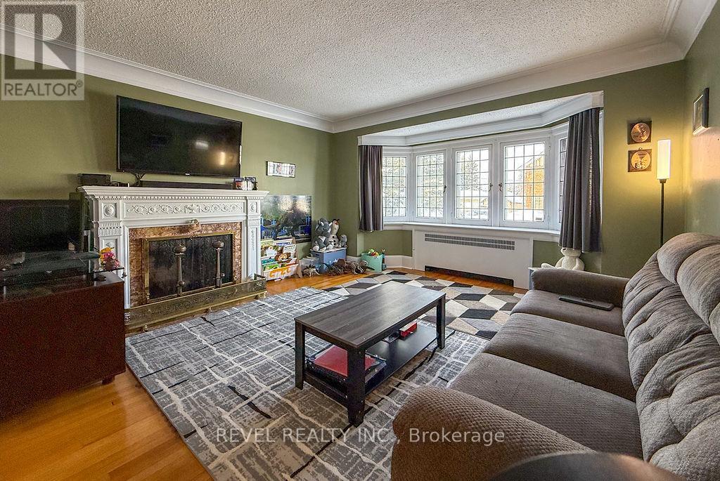 184 HEMLOCK STREET - 18