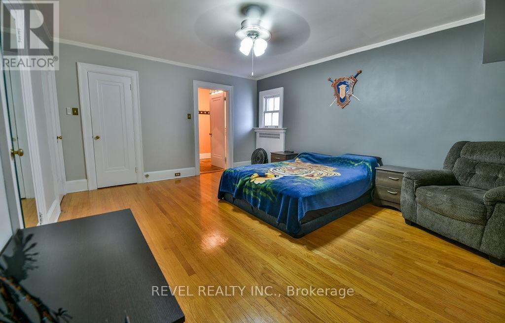184 HEMLOCK STREET - 24