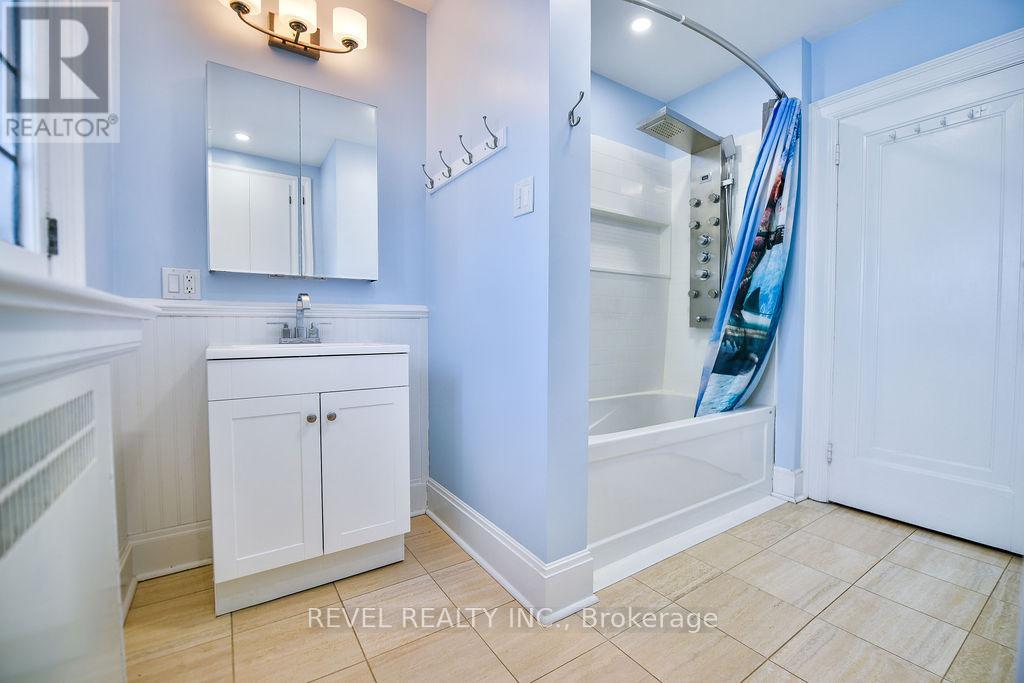 184 HEMLOCK STREET - 35