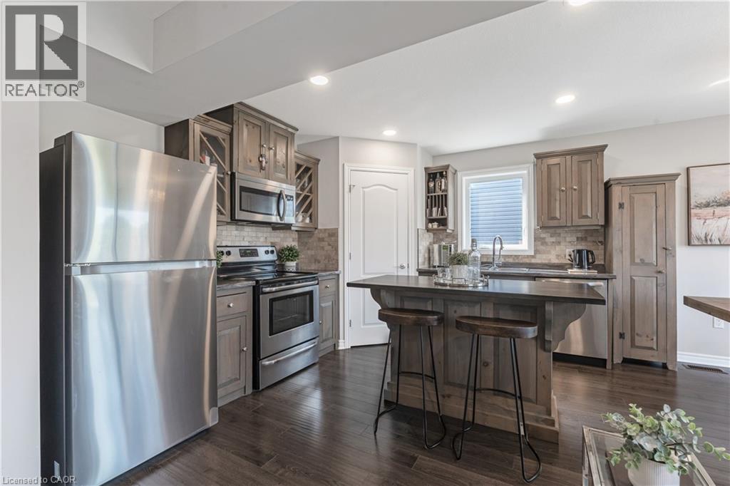 365 BEECH Street - 19