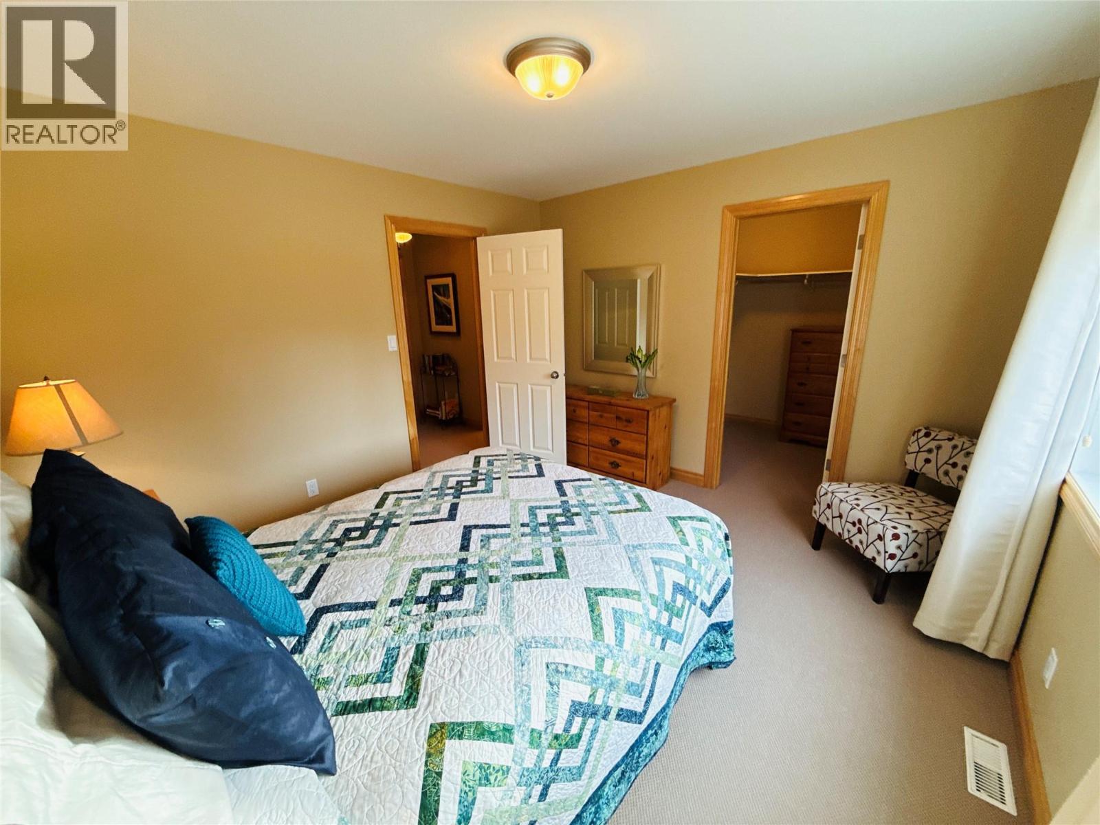 7599 EagleCrest Lane Unit# 109, Radium Hot Springs