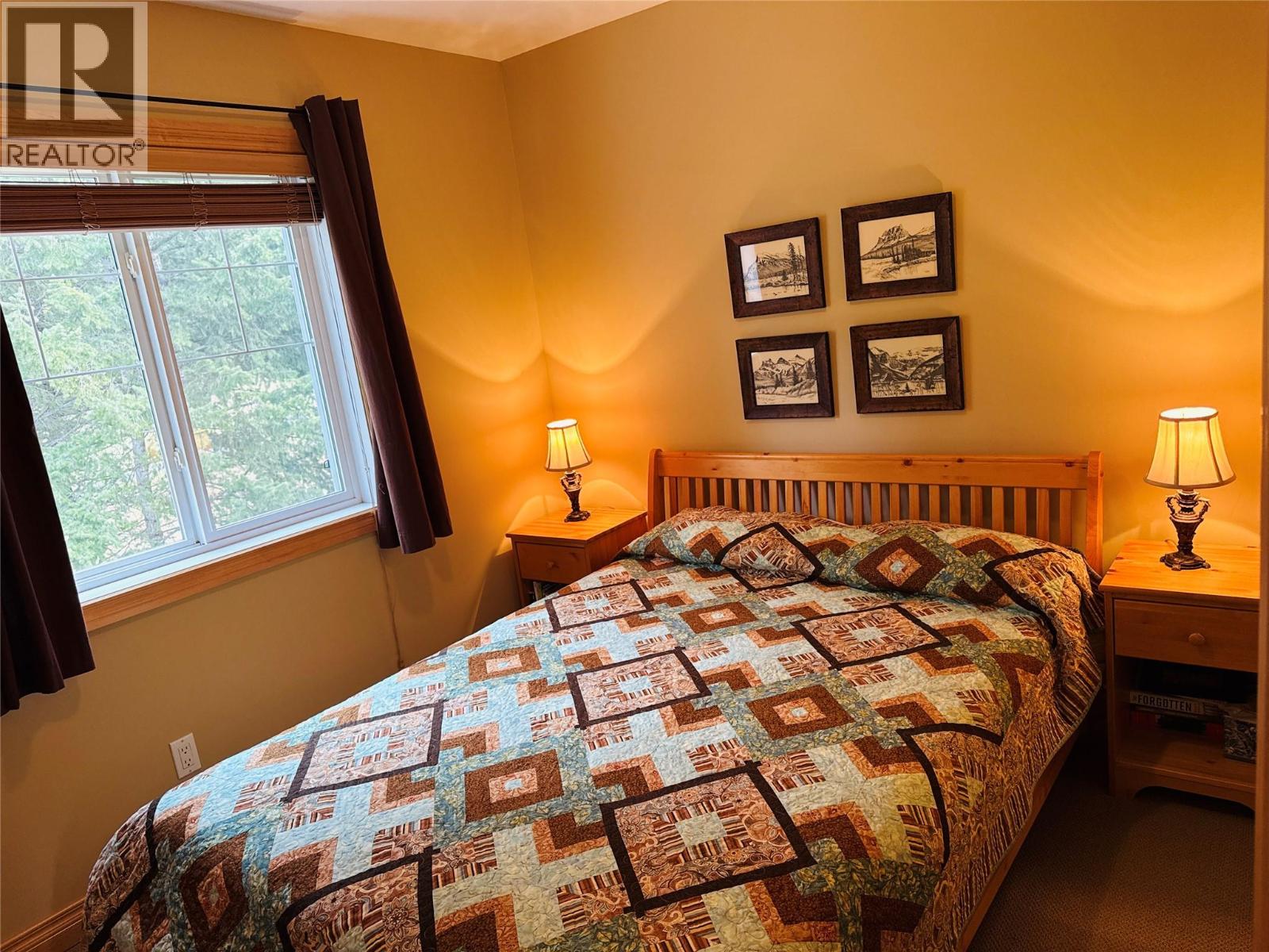 7599 EagleCrest Lane Unit# 109, Radium Hot Springs