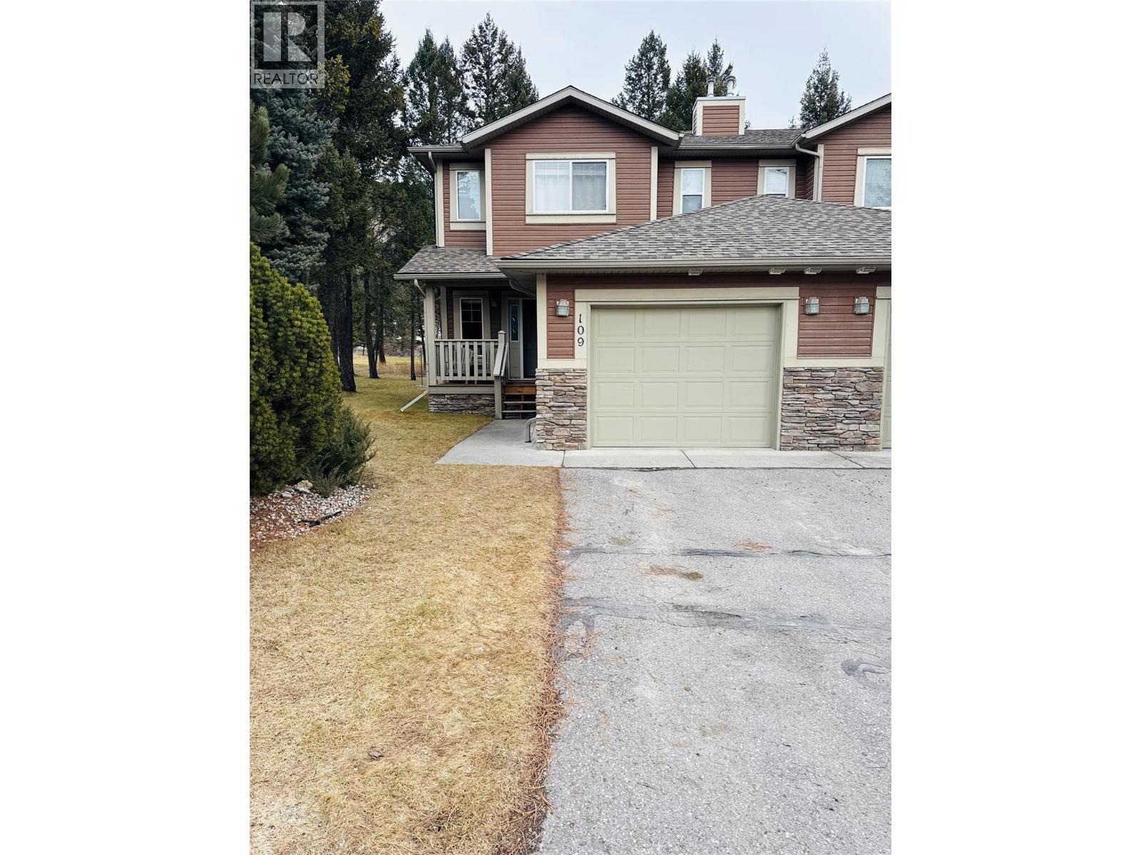 7599 EagleCrest Lane Unit# 109, Radium Hot Springs