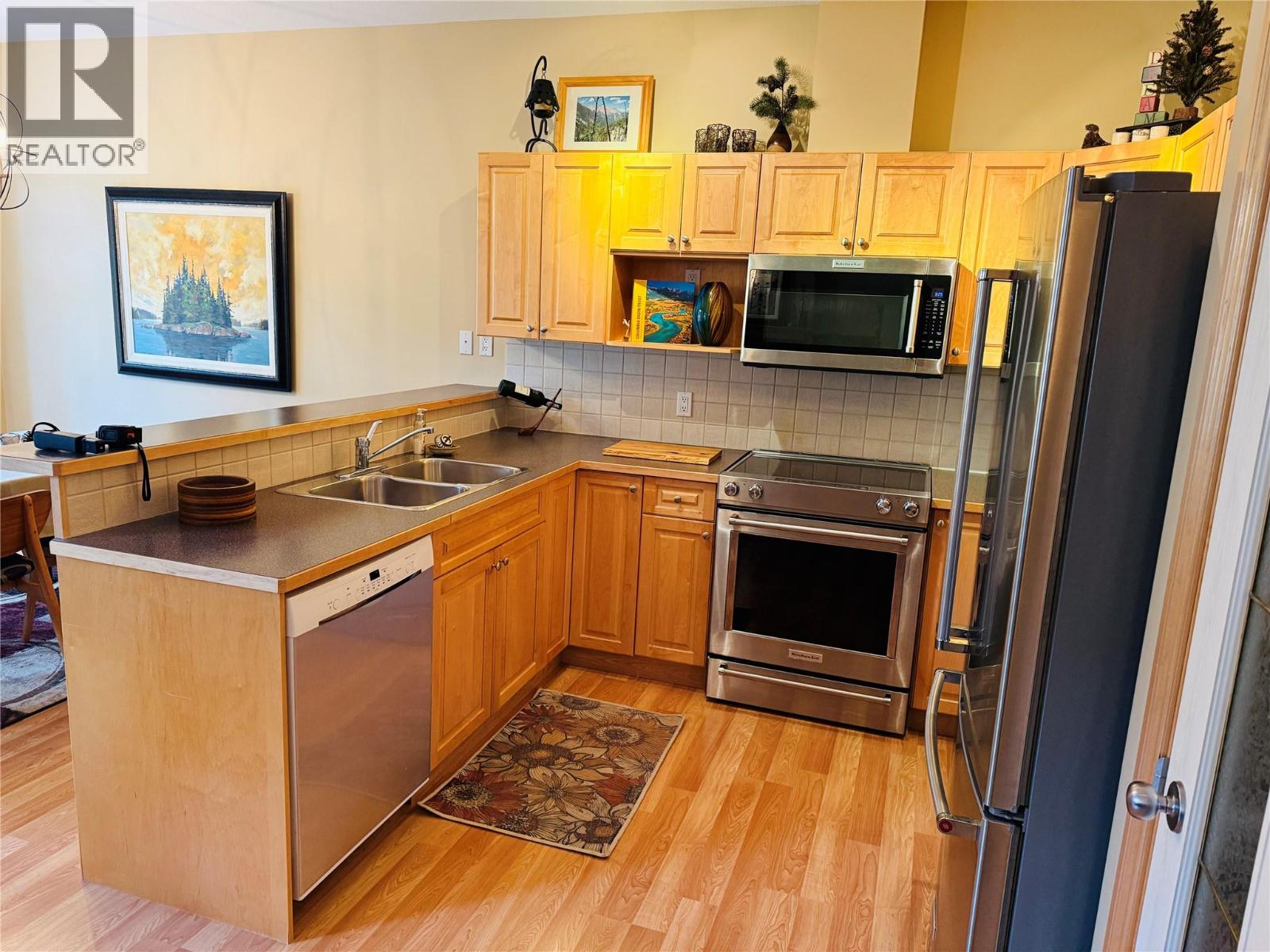 7599 EagleCrest Lane Unit# 109, Radium Hot Springs