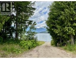 424 Galena Shores Drive, Galena Bay, BC V0G1R0 Photo 25