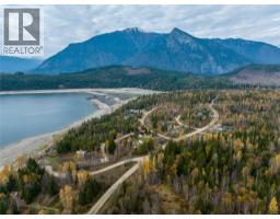 424 Galena Shores Drive, Galena Bay, BC V0G1R0 Photo 35