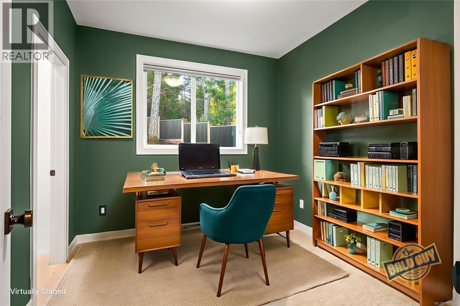 7227 Aulds Rd, Lantzville