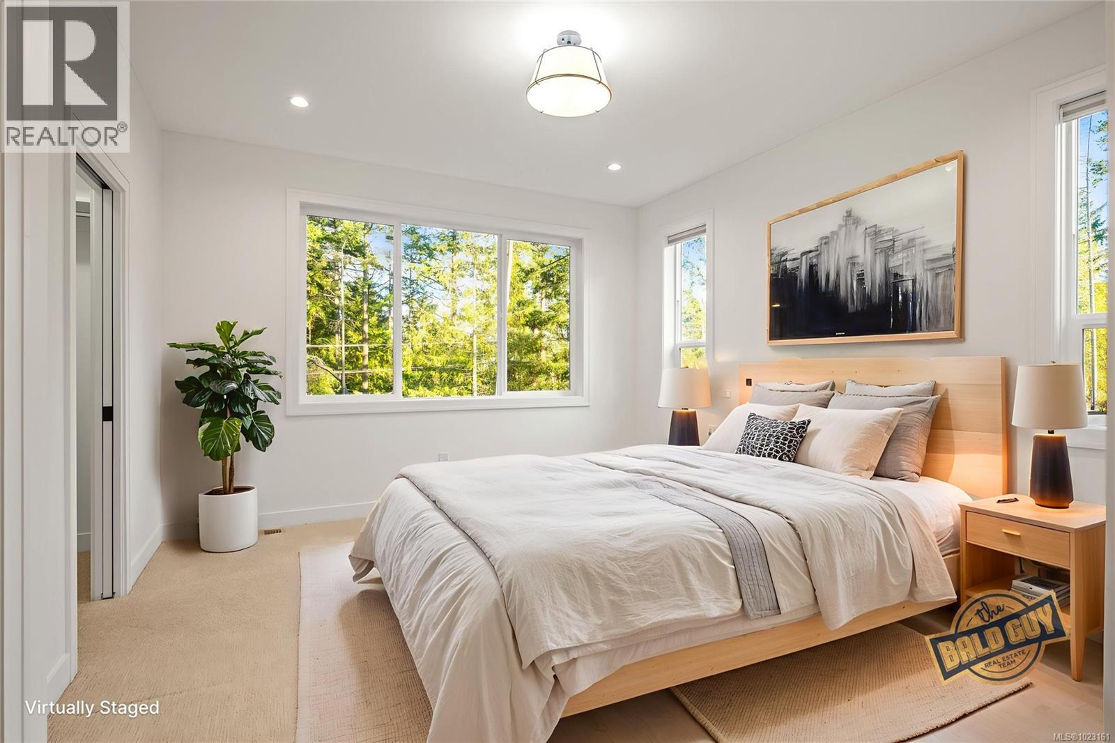 7227 Aulds Rd, Lantzville