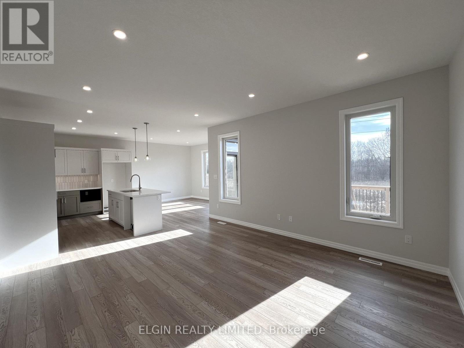 9 HORIZON COURT - 6