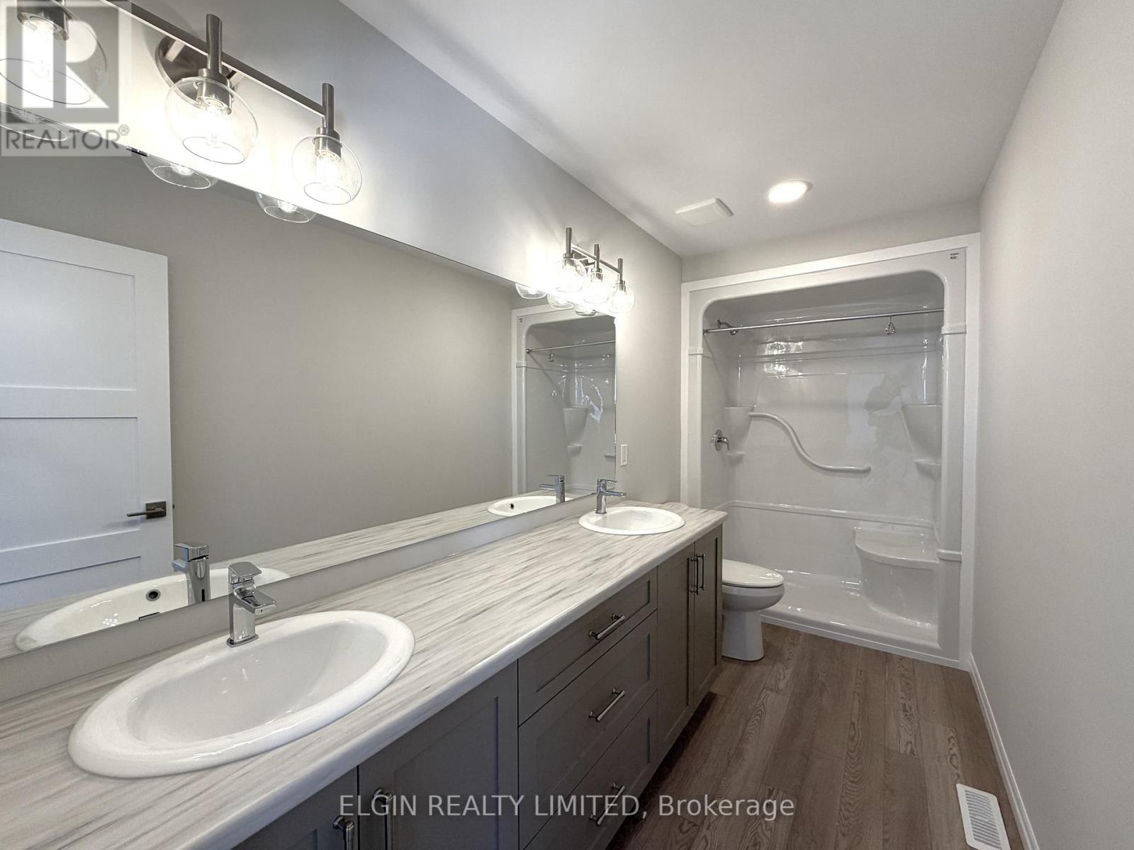 9 HORIZON COURT - 15