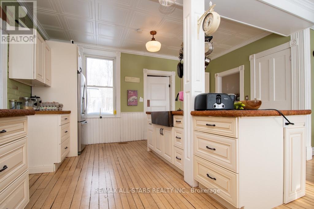 1665 DRANOEL ROAD - 21