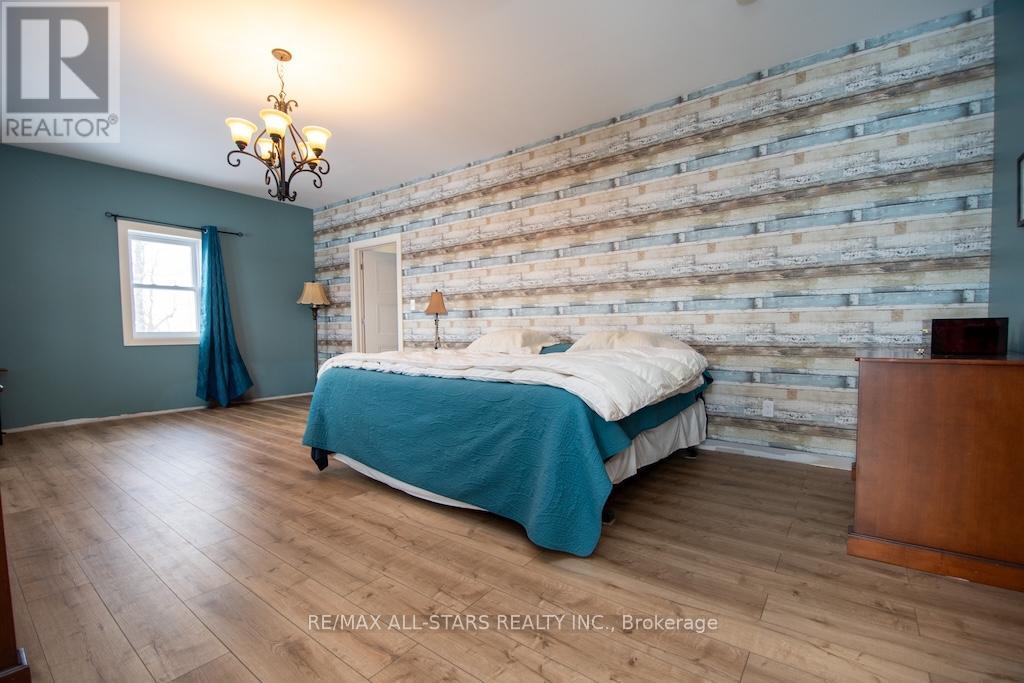 1665 DRANOEL ROAD - 25