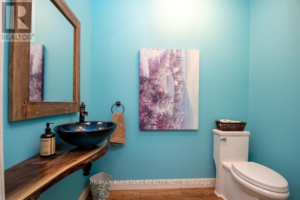 1665 DRANOEL ROAD - 24