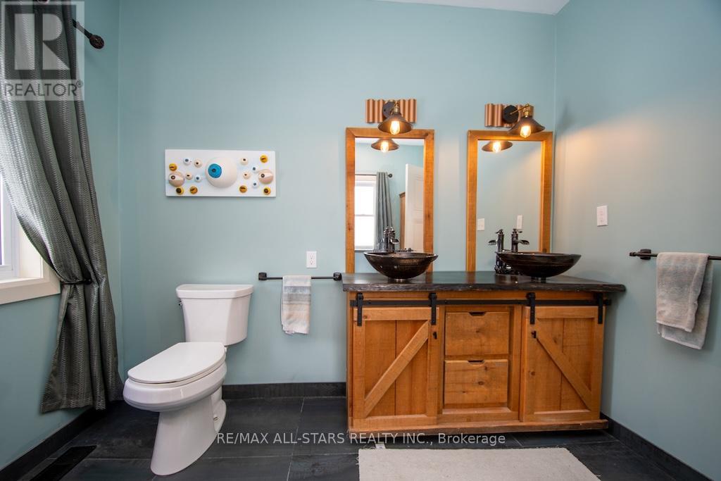 1665 DRANOEL ROAD - 28