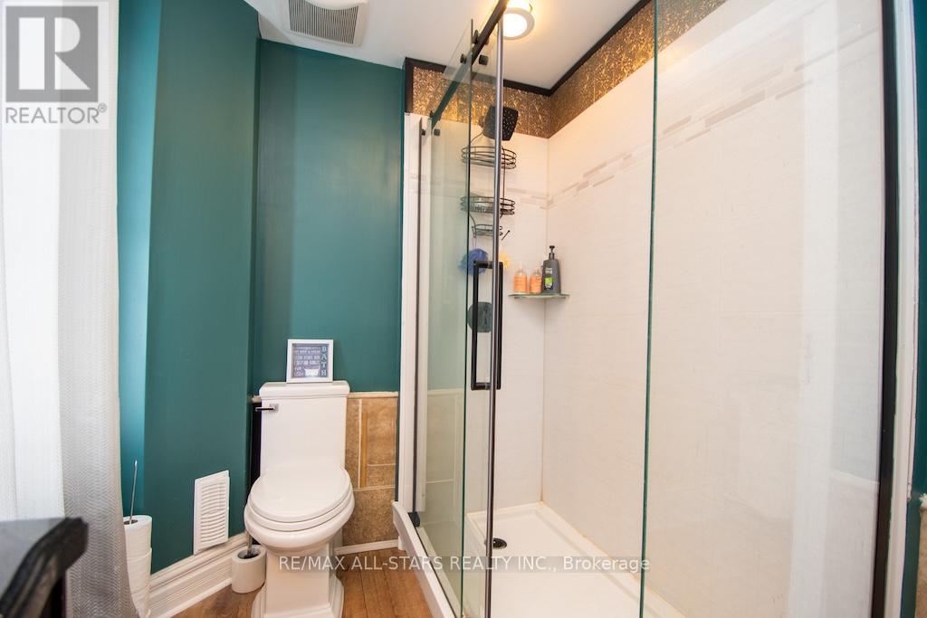 1665 DRANOEL ROAD - 38