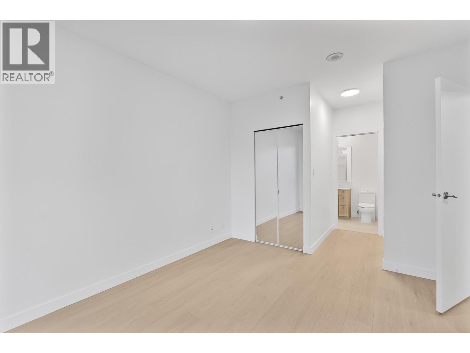 1803 400 CAPILANO ROAD, Port Moody