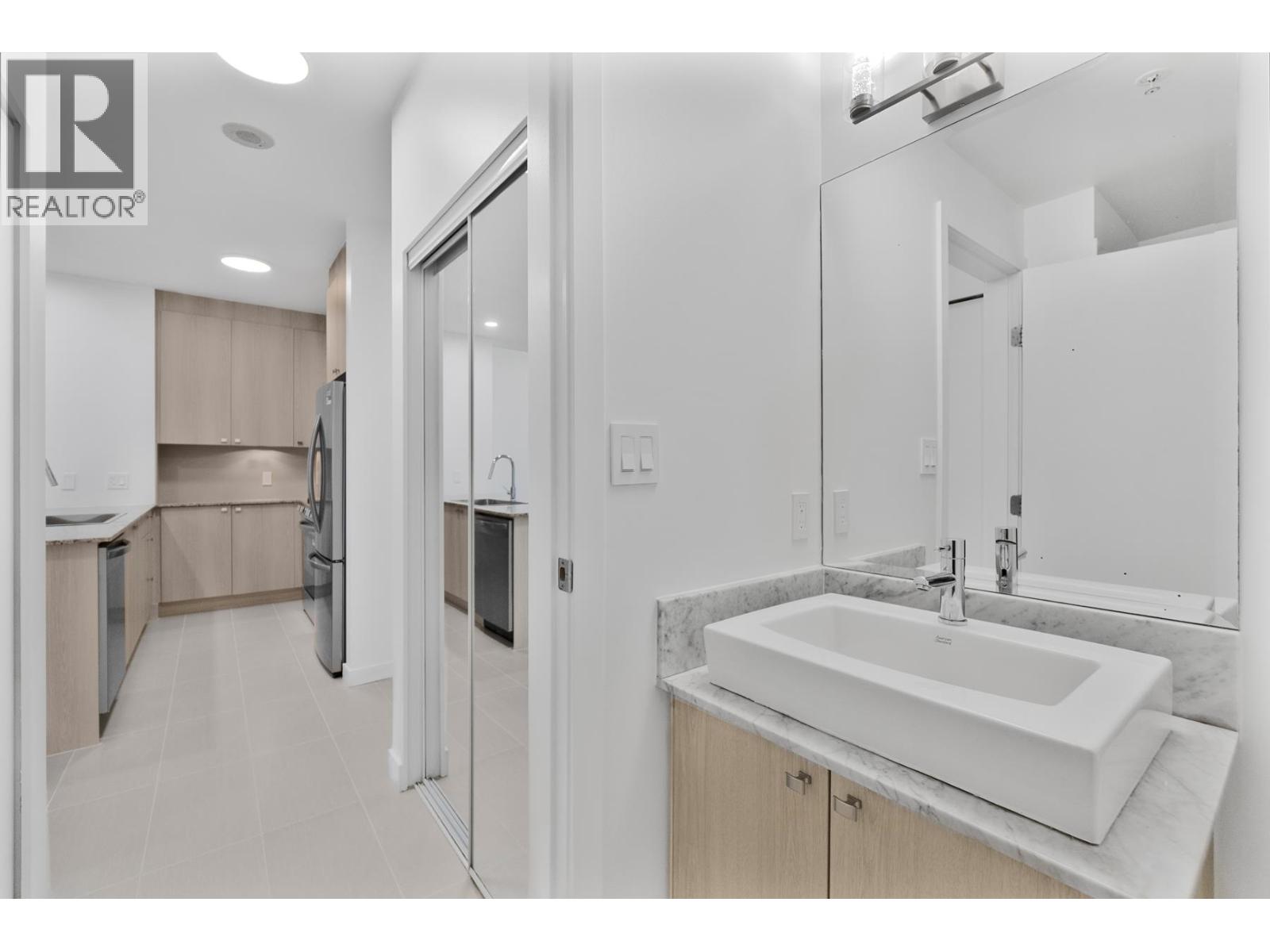 1803 400 CAPILANO ROAD, Port Moody