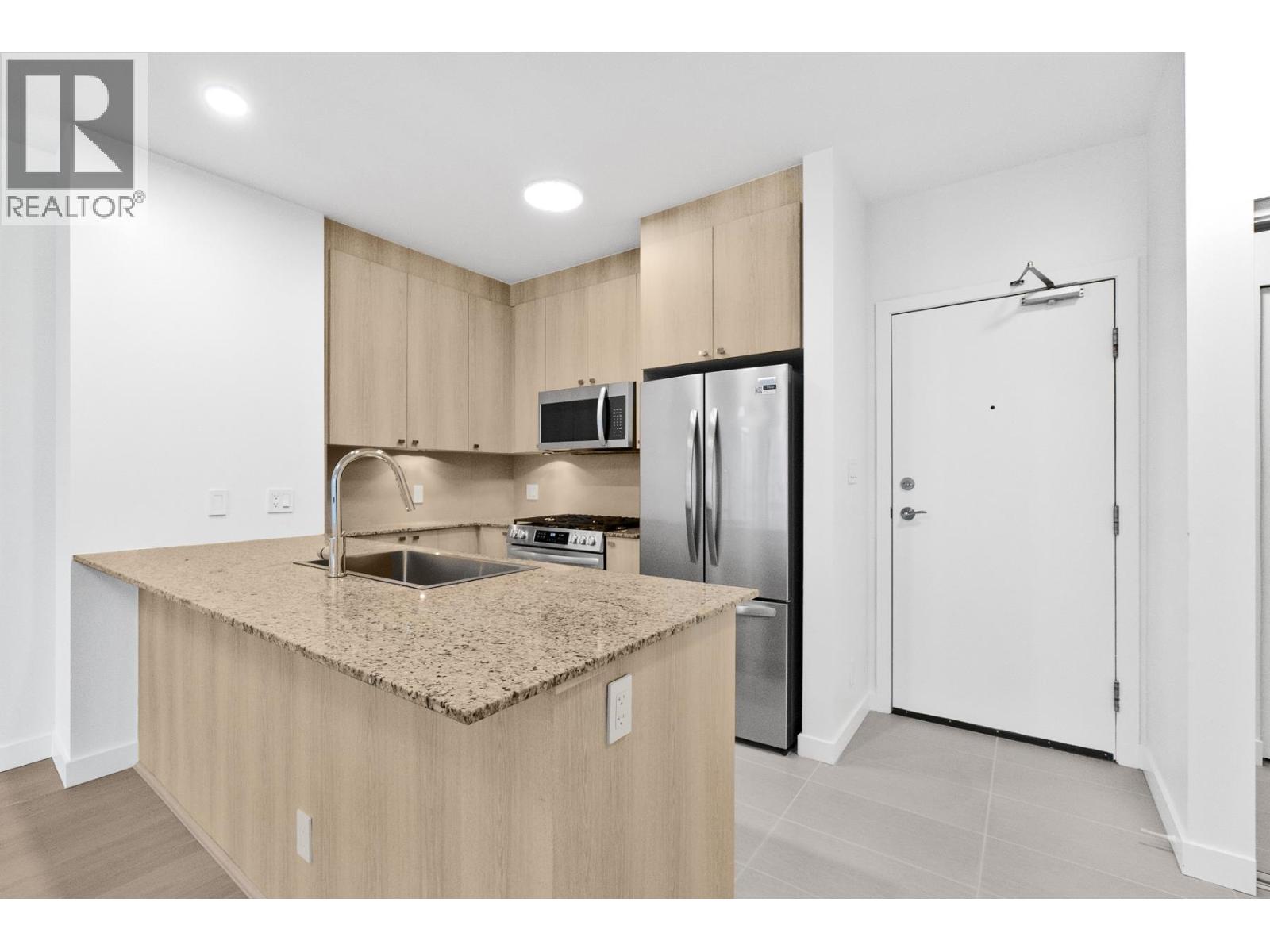 1803 400 CAPILANO ROAD, Port Moody