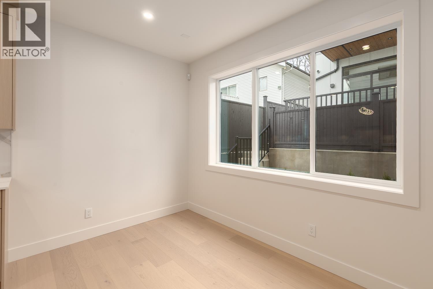 1 3506 E PENDER STREET, Vancouver